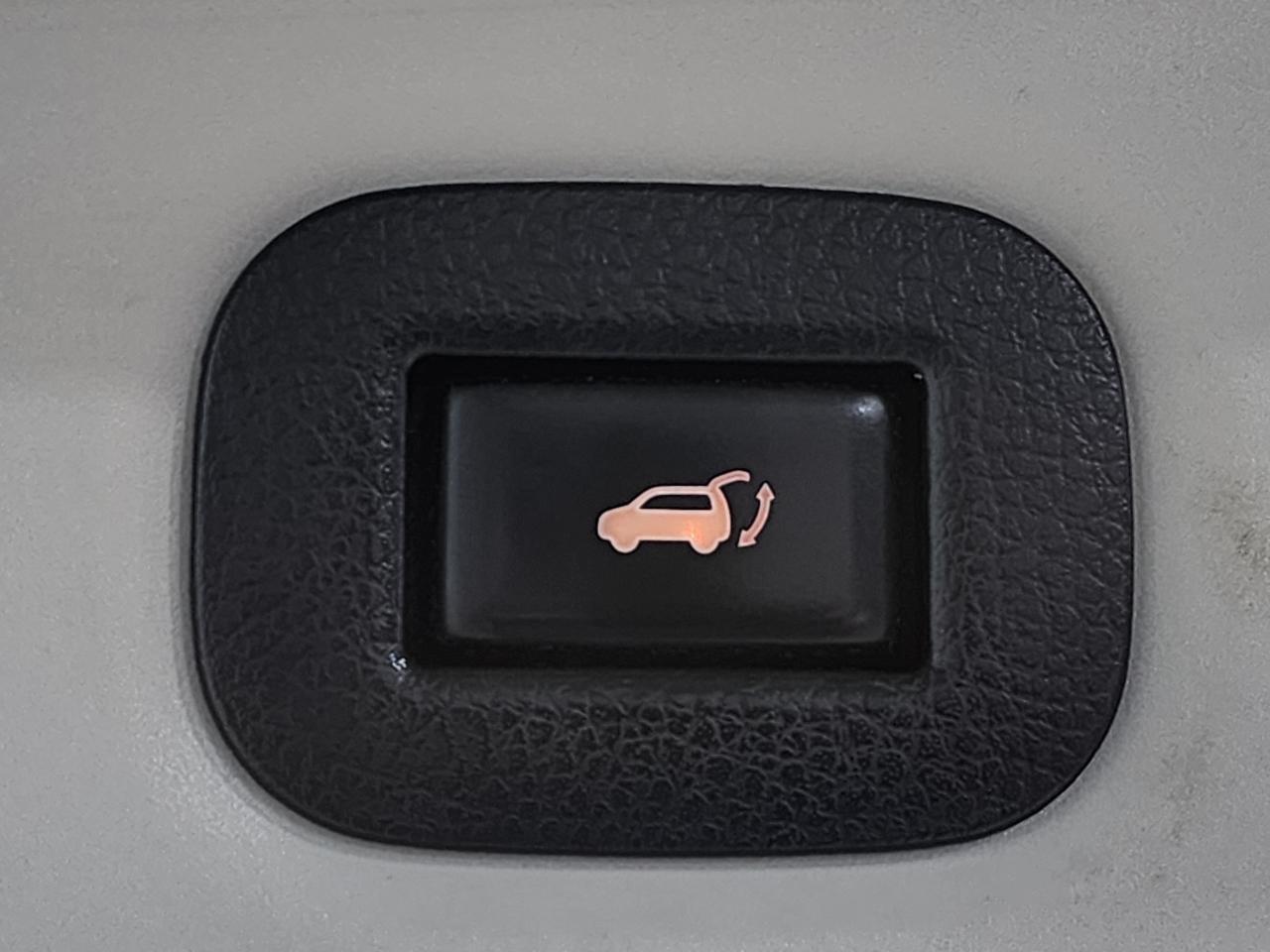 Nissan Rogue  2014