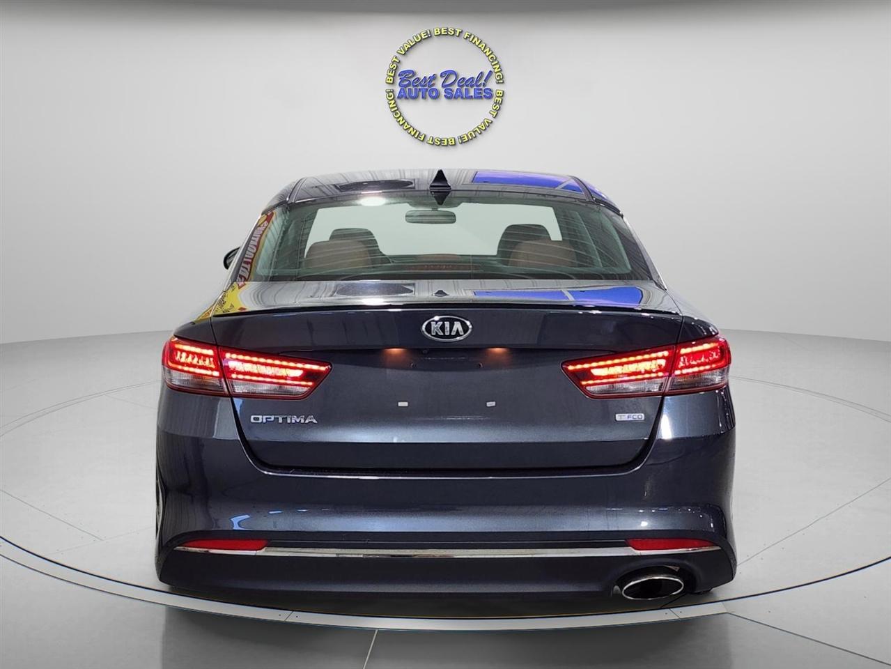 Kia Optima  2017