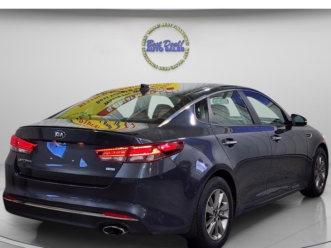 Kia Optima  2017