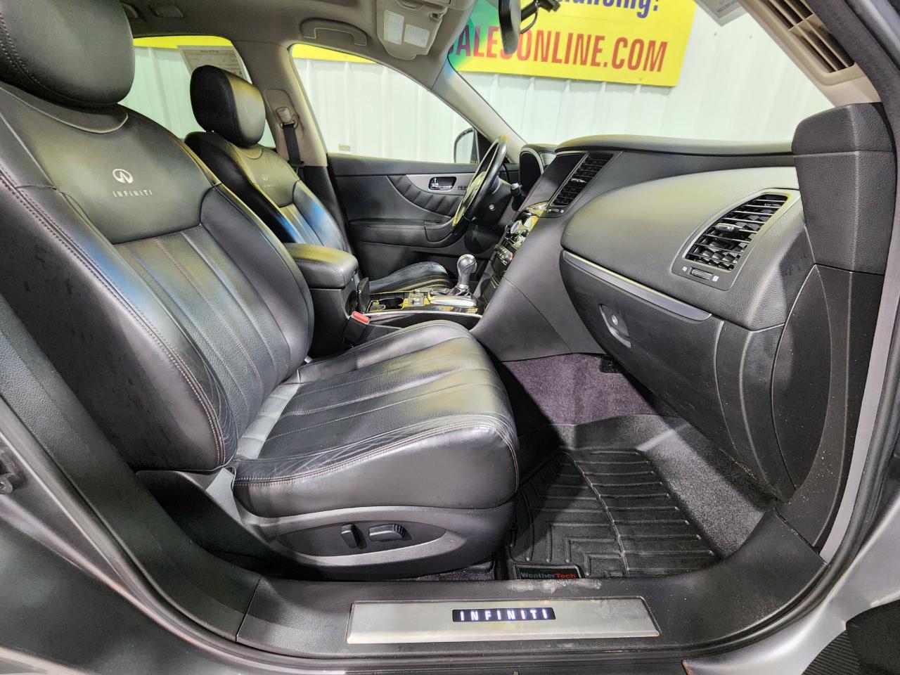 Infiniti FX  2013