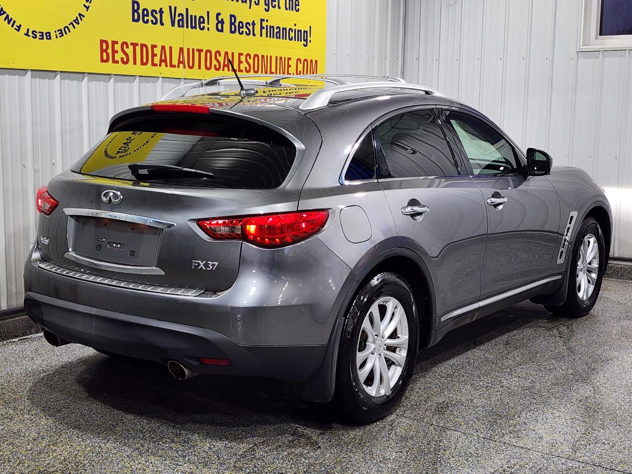 Infiniti FX  2013