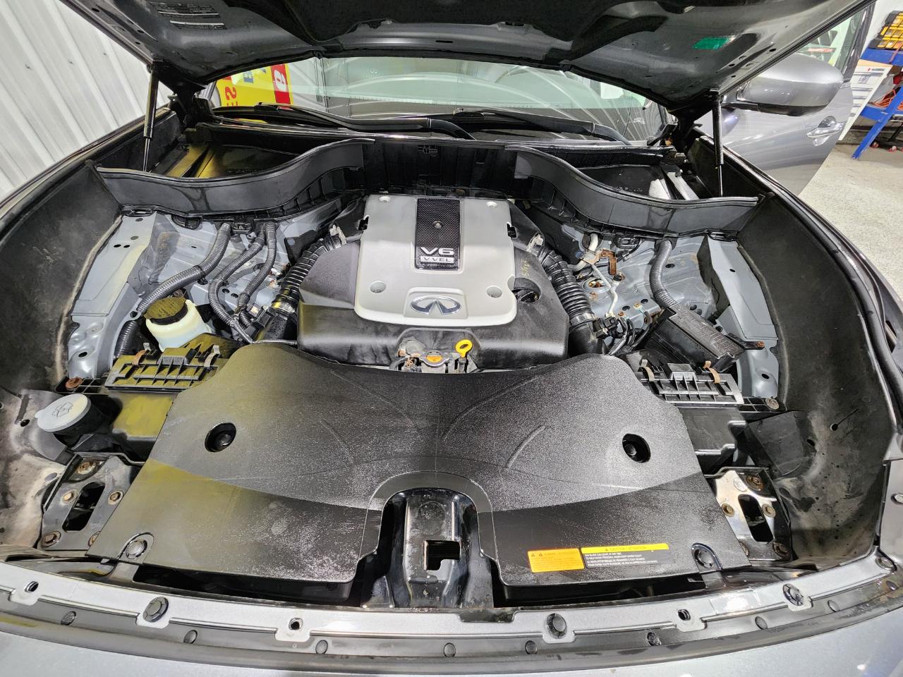 Infiniti FX  2013