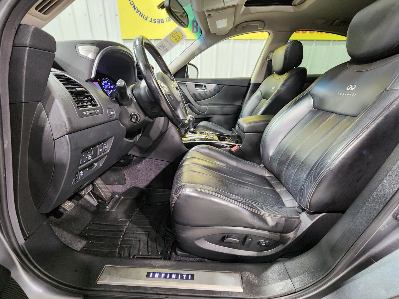 Infiniti FX  2013