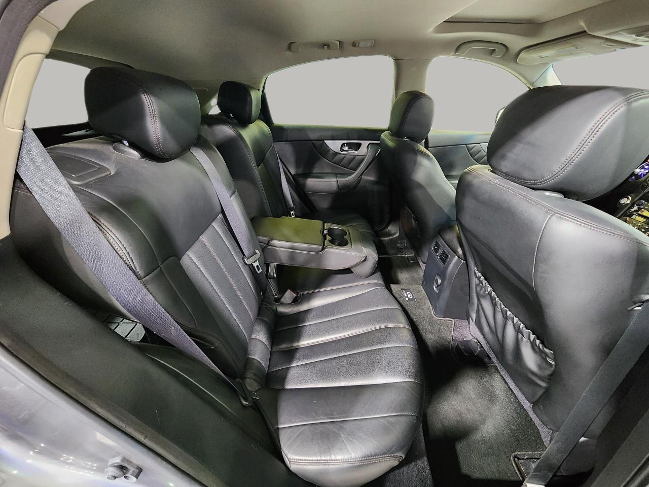 Infiniti FX37 AWD 4dr 2013
