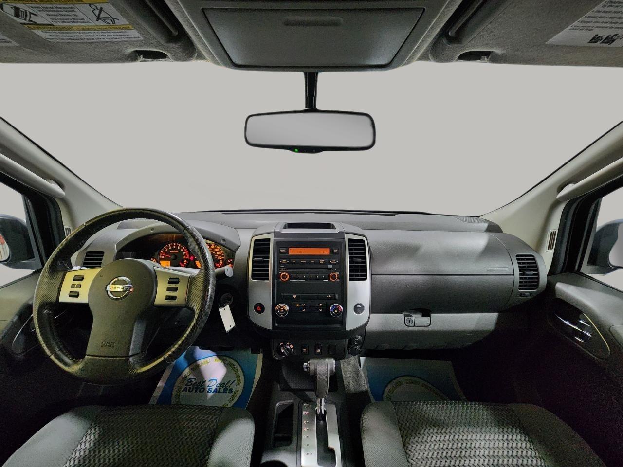 Nissan Frontier  2011