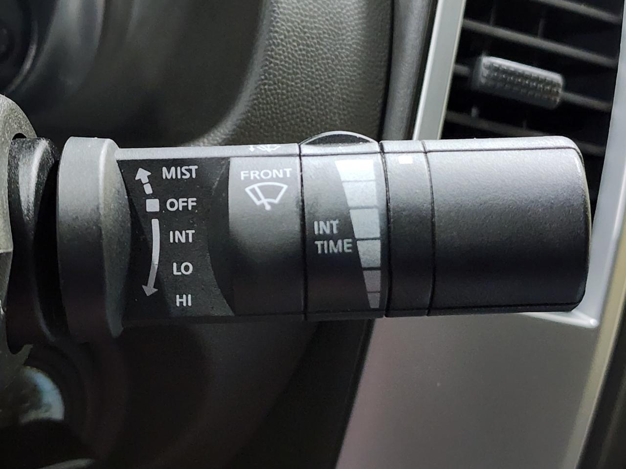 Nissan Frontier  2011
