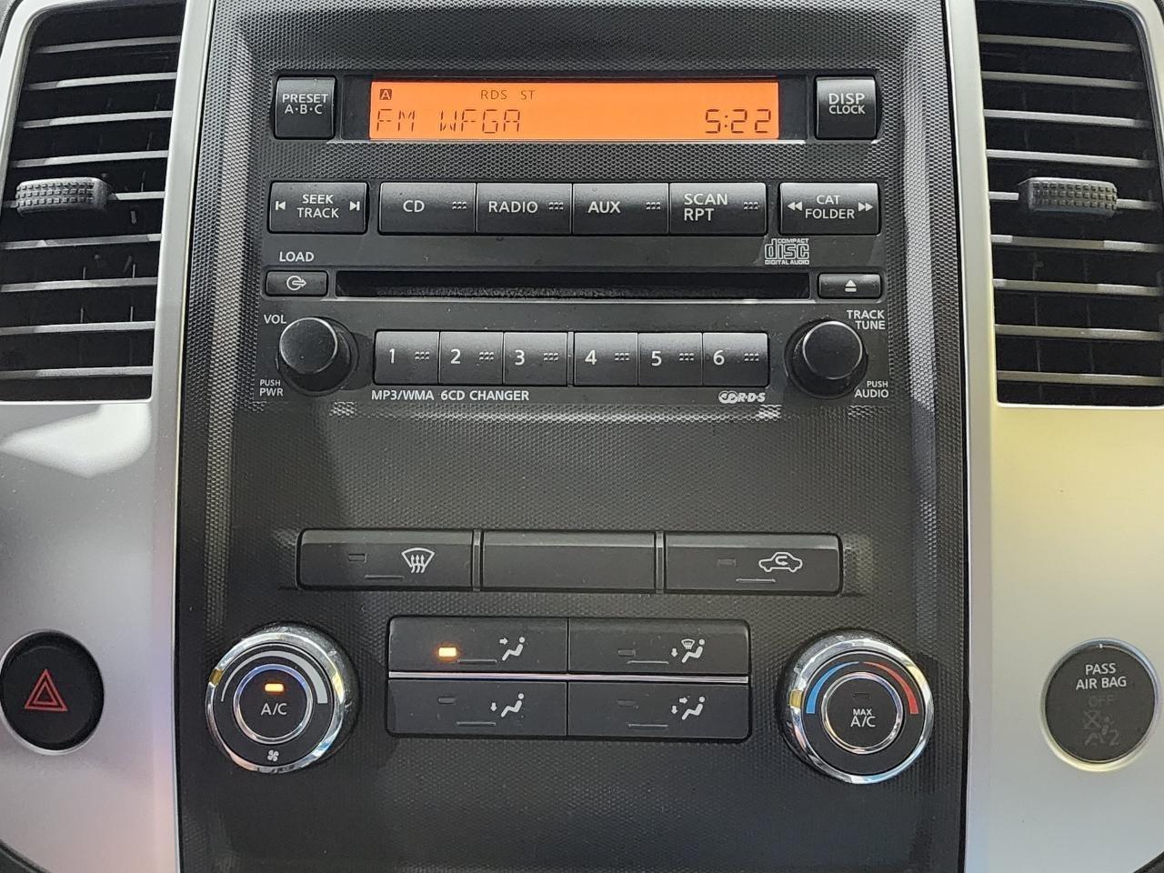 Nissan Frontier  2011
