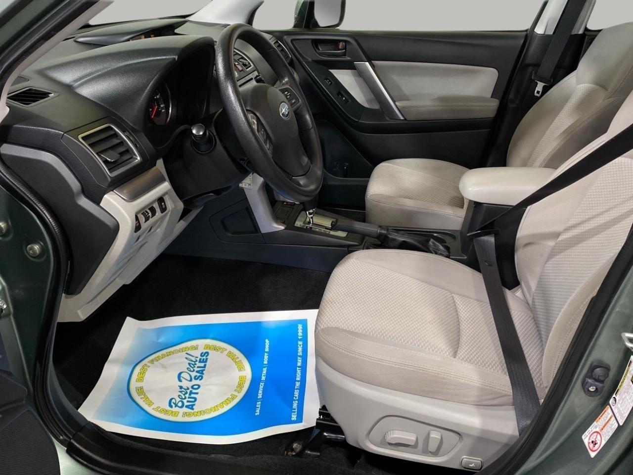 Subaru Forester 2.5i Premium PZEV CVT 2016