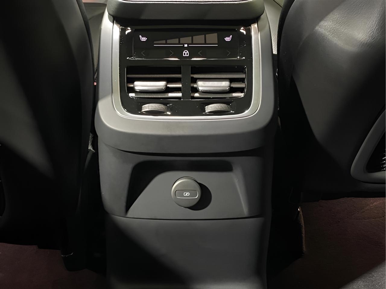 Volvo XC90 Recharge T8 Plus Bright 2024