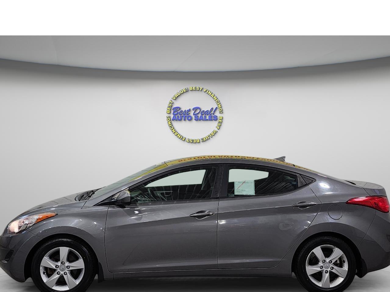Hyundai Elantra  2013