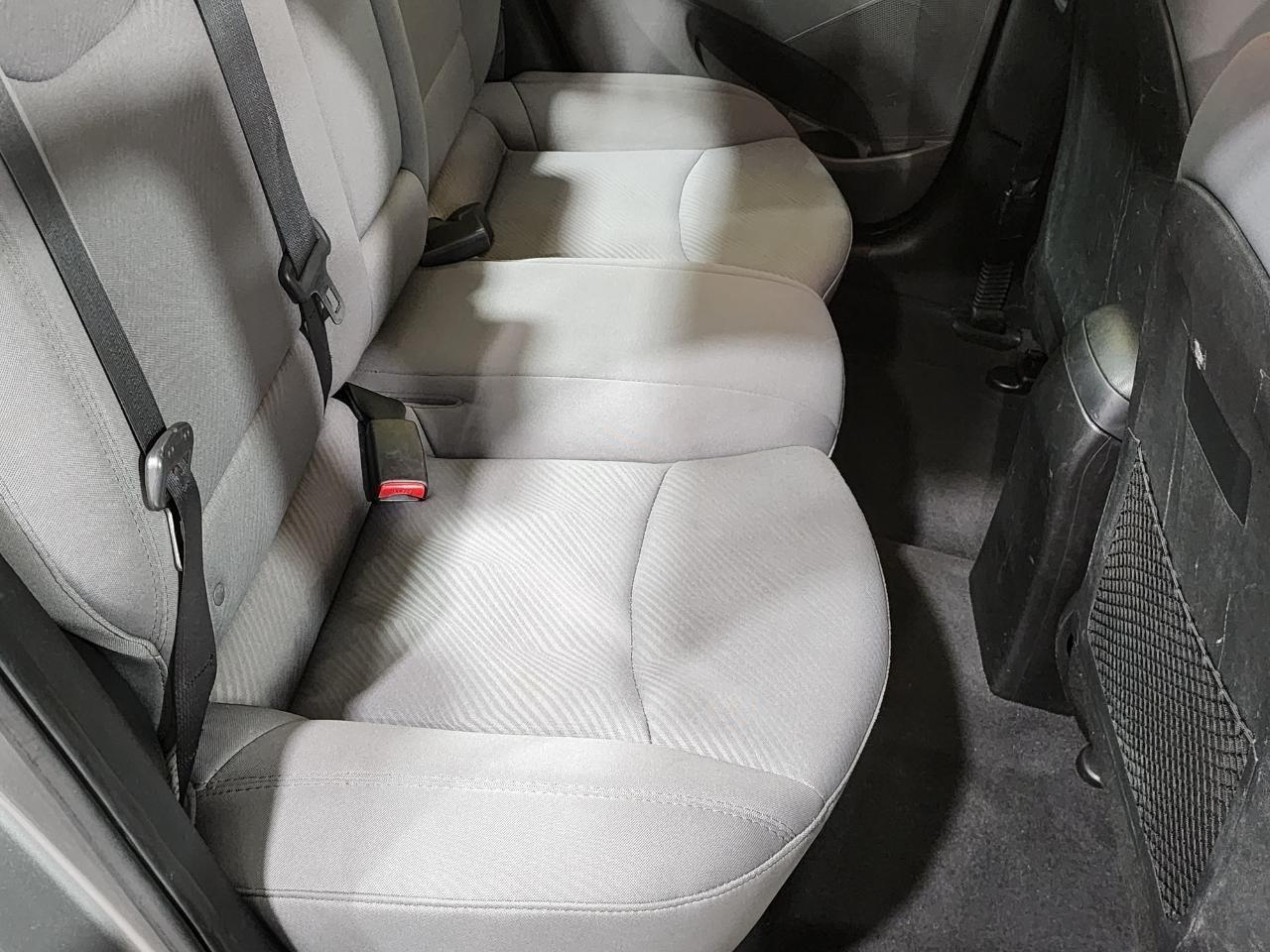 Hyundai Elantra  2013