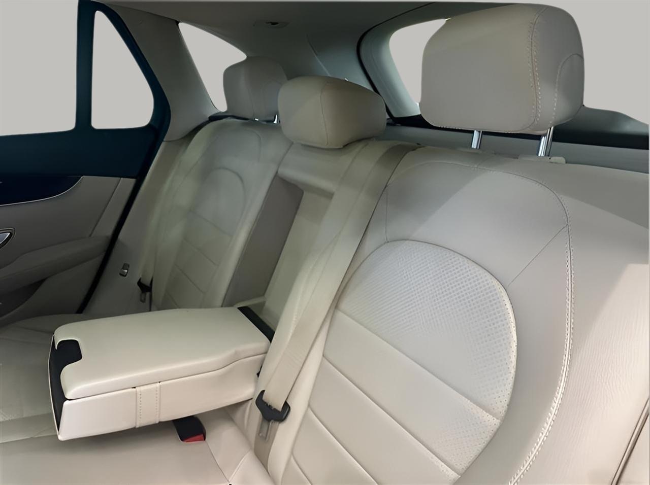 Mercedes-Benz GLC-Class GLC300 4MATIC 2017