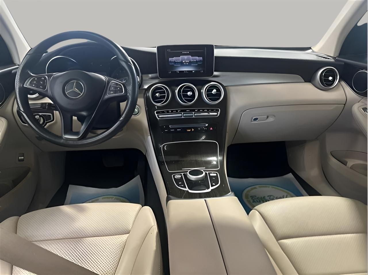 Mercedes-Benz GLC-Class GLC300 4MATIC 2017
