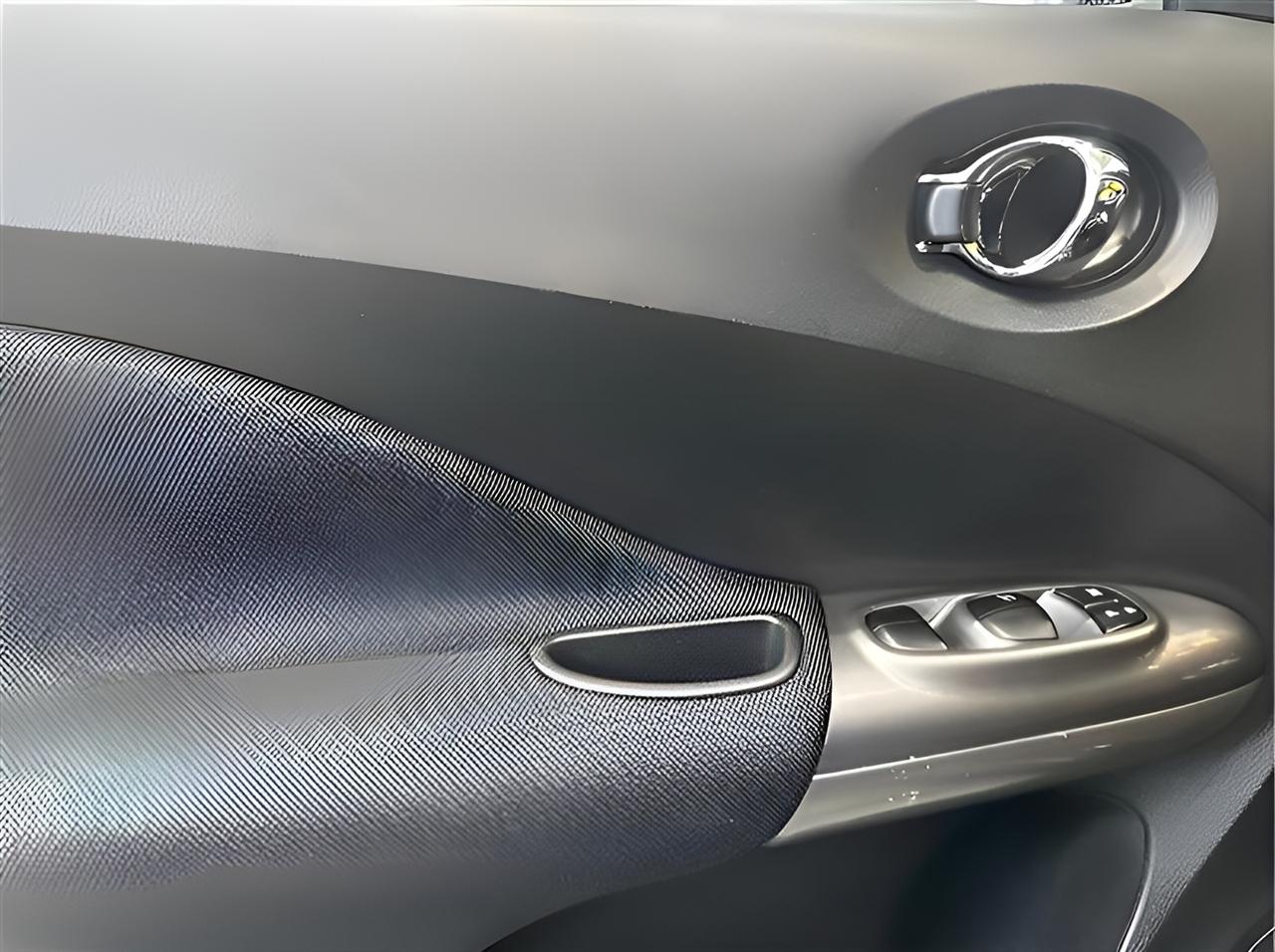 Nissan Juke S AWD 2015