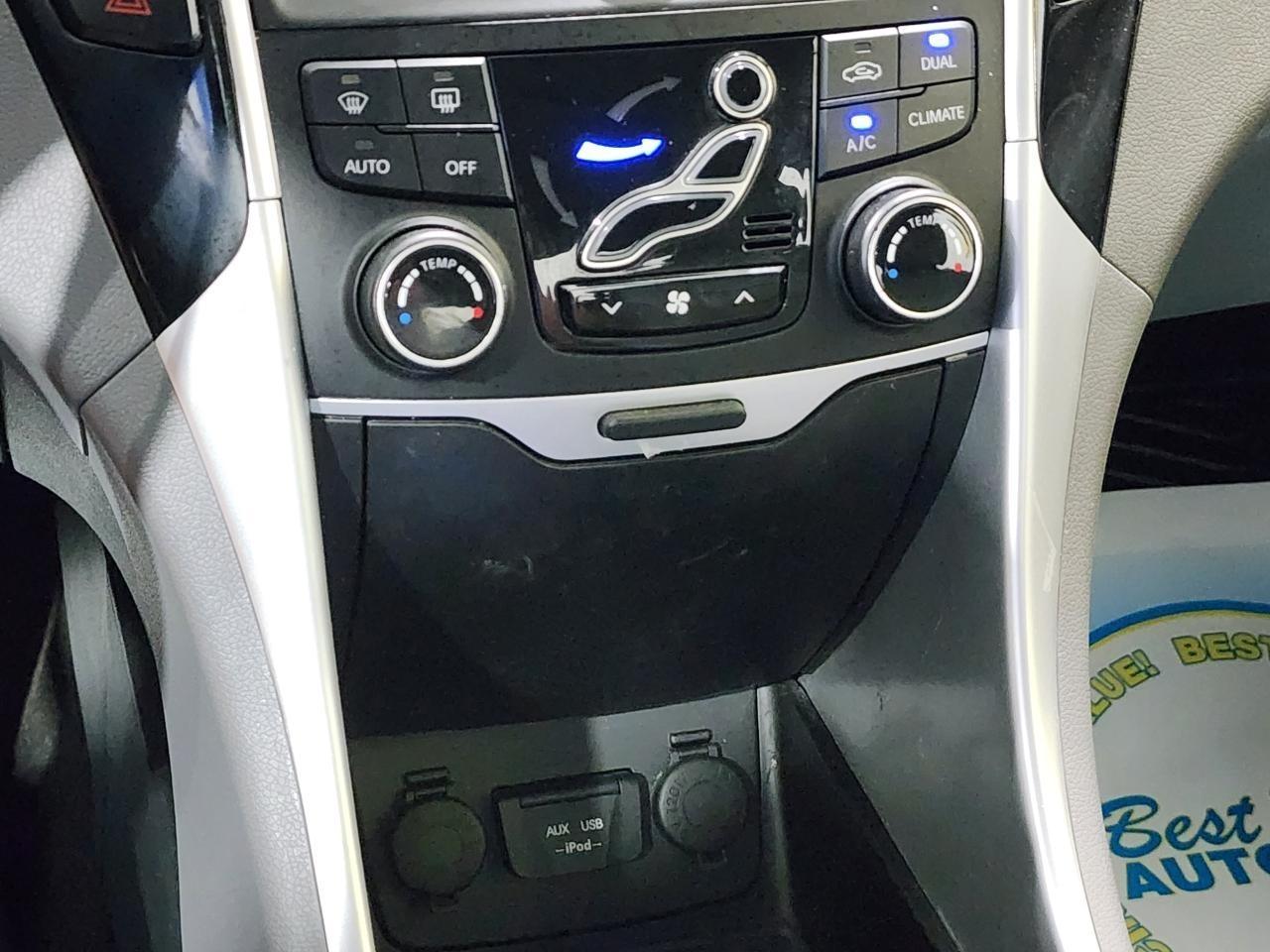Hyundai Sonata  2012