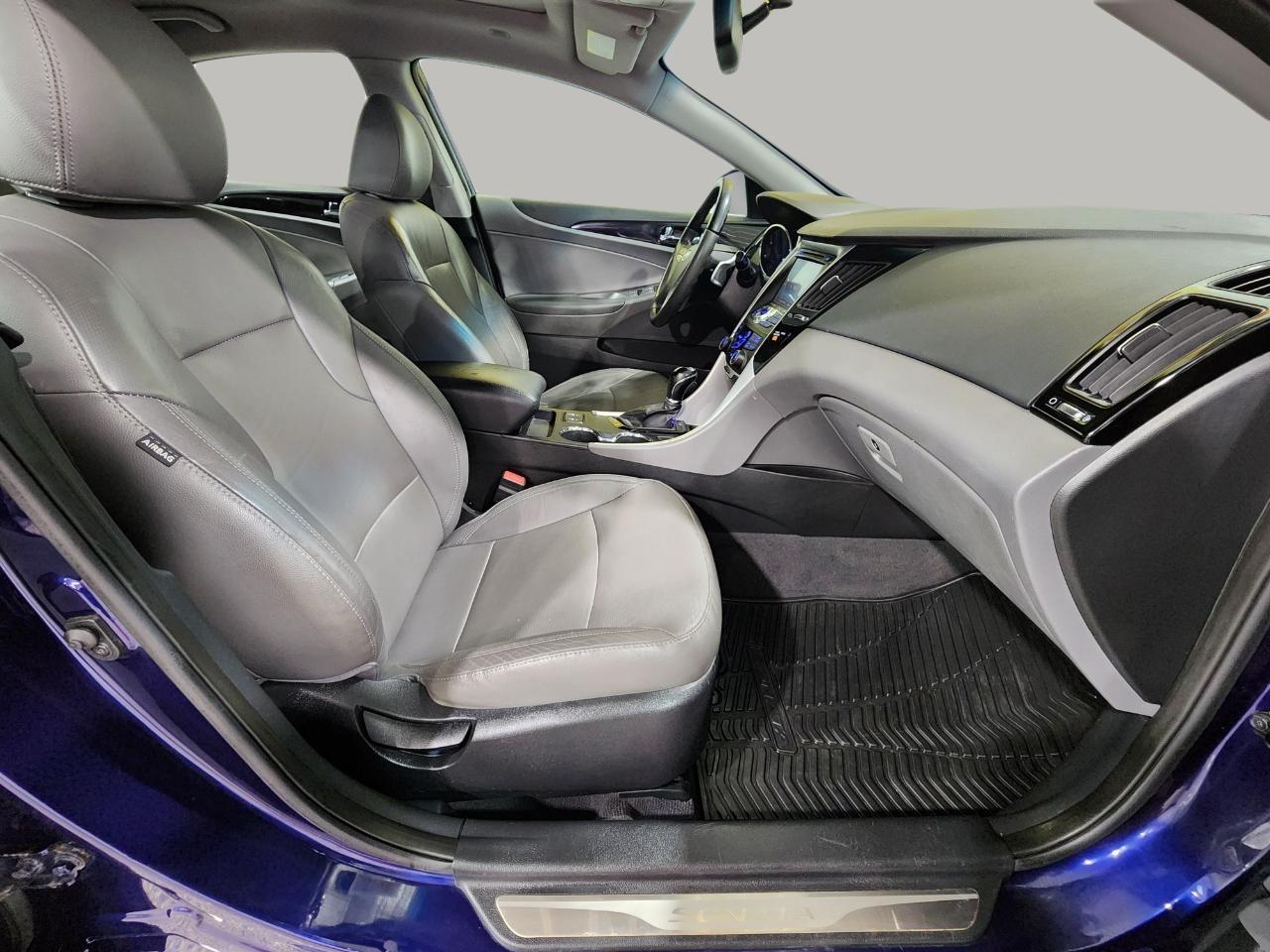 Hyundai Sonata  2012