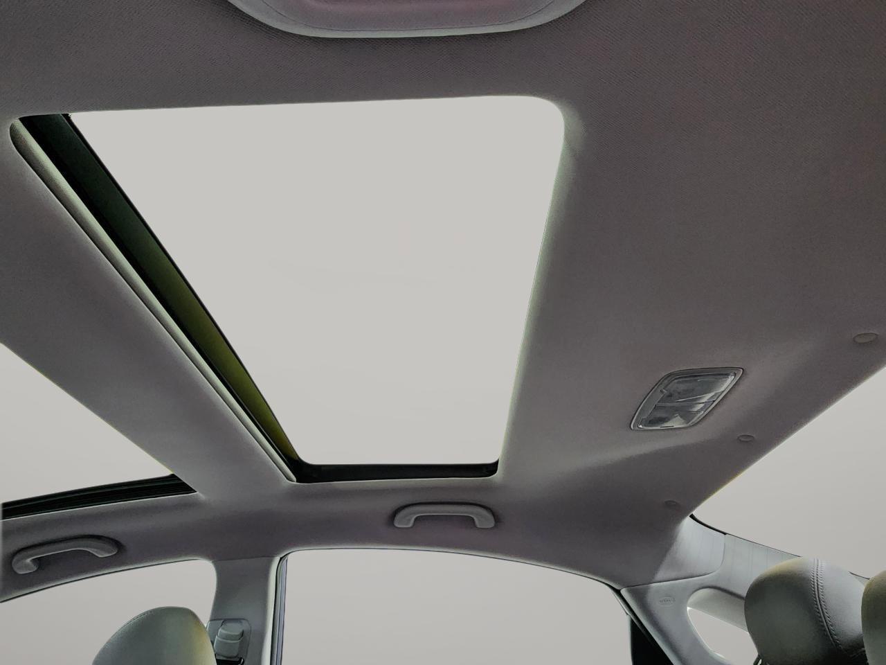 Hyundai Sonata  2012