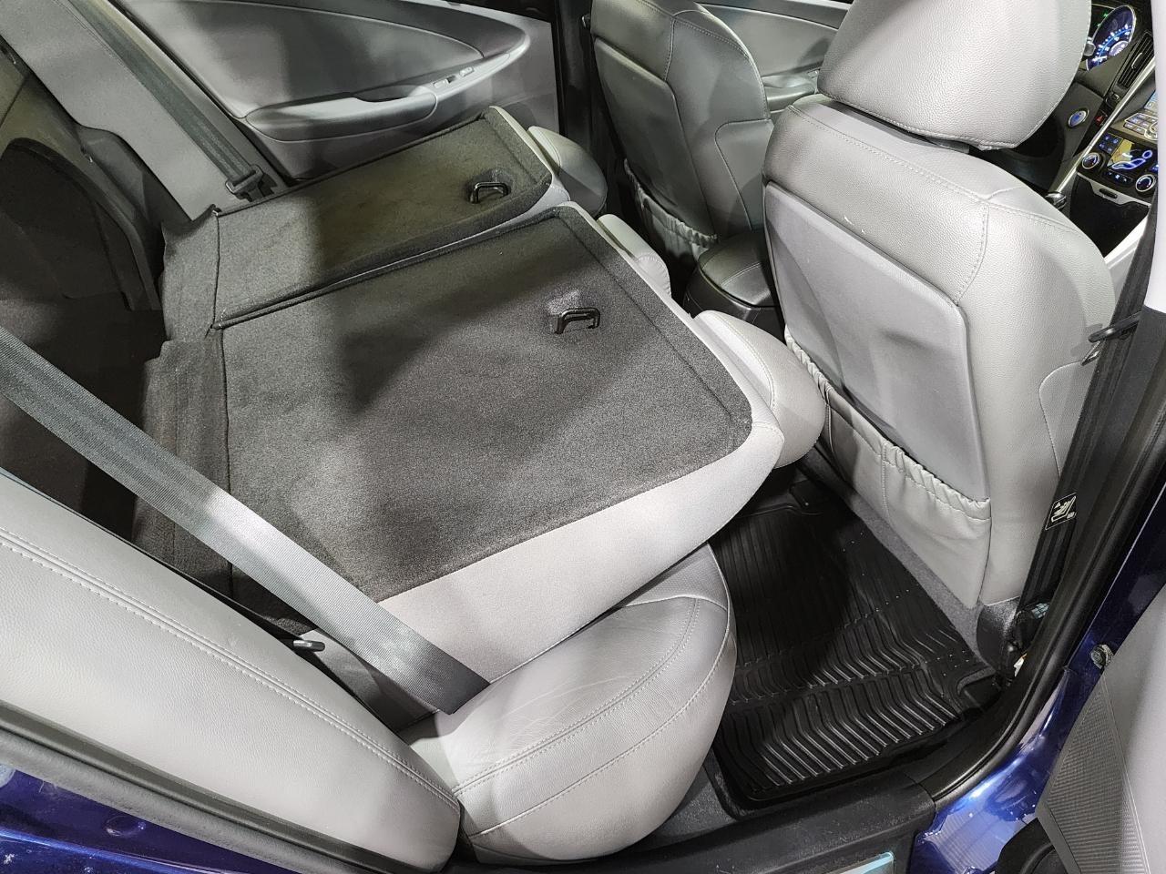 Hyundai Sonata  2012