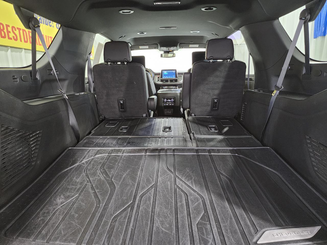 Chevrolet Suburban RST 2023