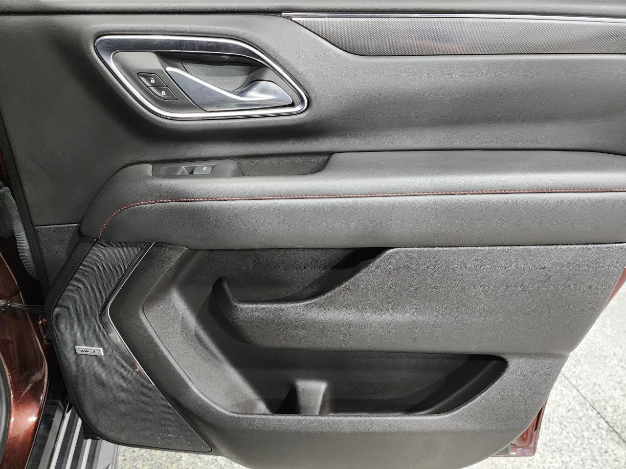 Chevrolet Suburban RST 2023