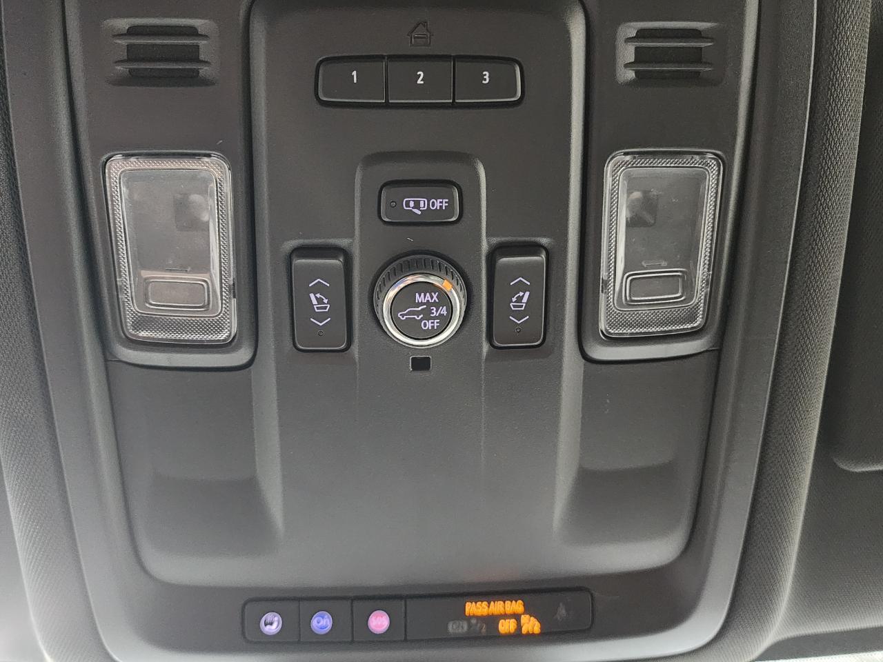 Chevrolet Suburban RST 2023