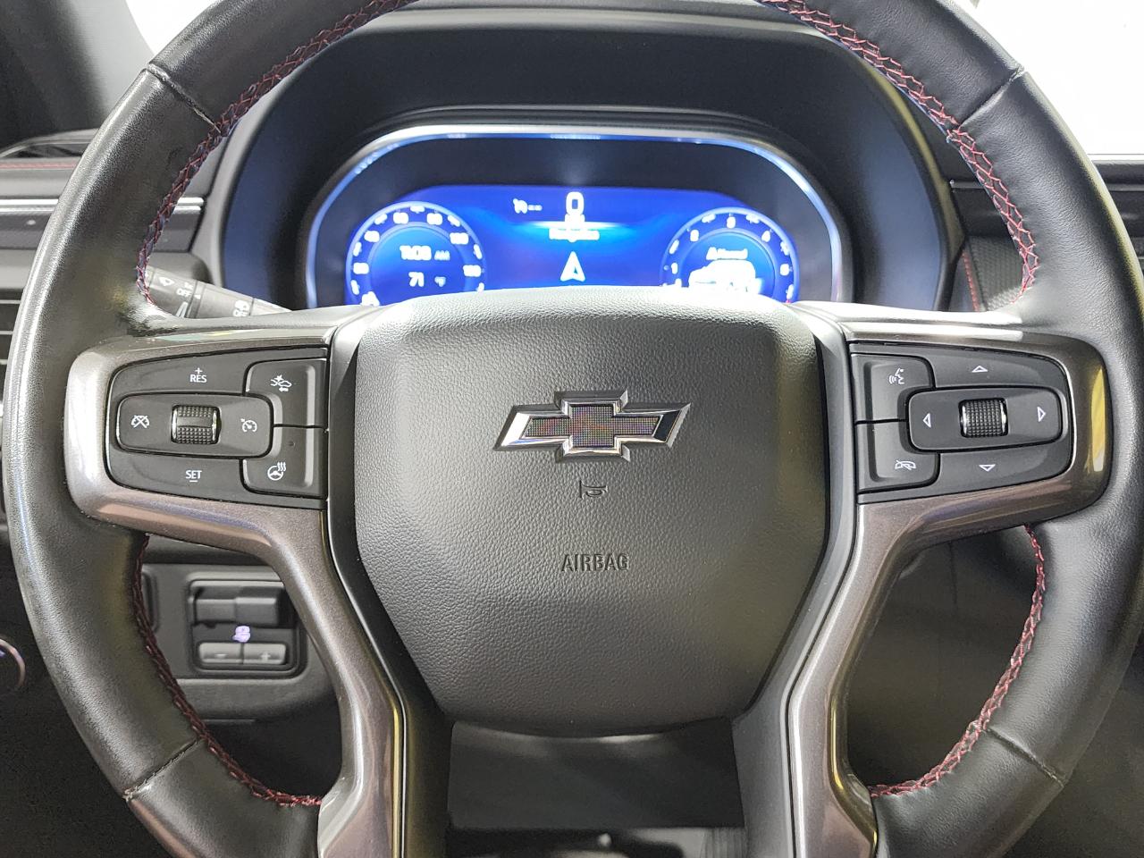 Chevrolet Suburban RST 2023