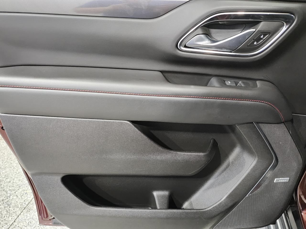 Chevrolet Suburban RST 2023