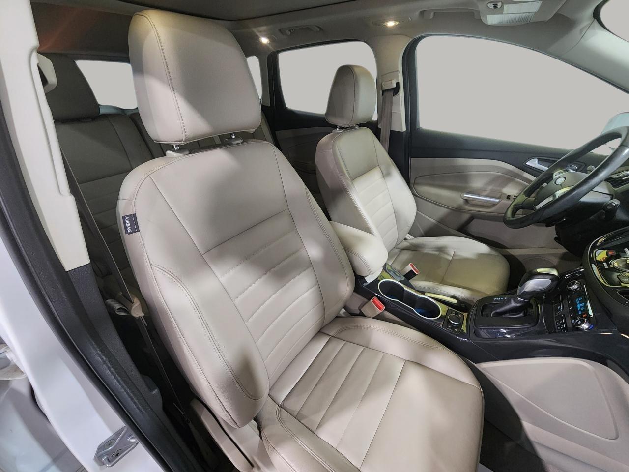 Ford Escape  2014