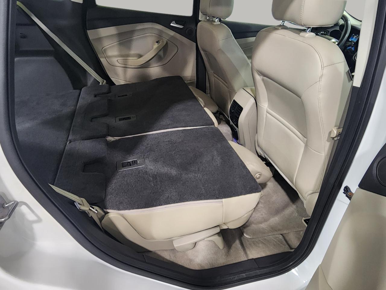 Ford Escape  2014