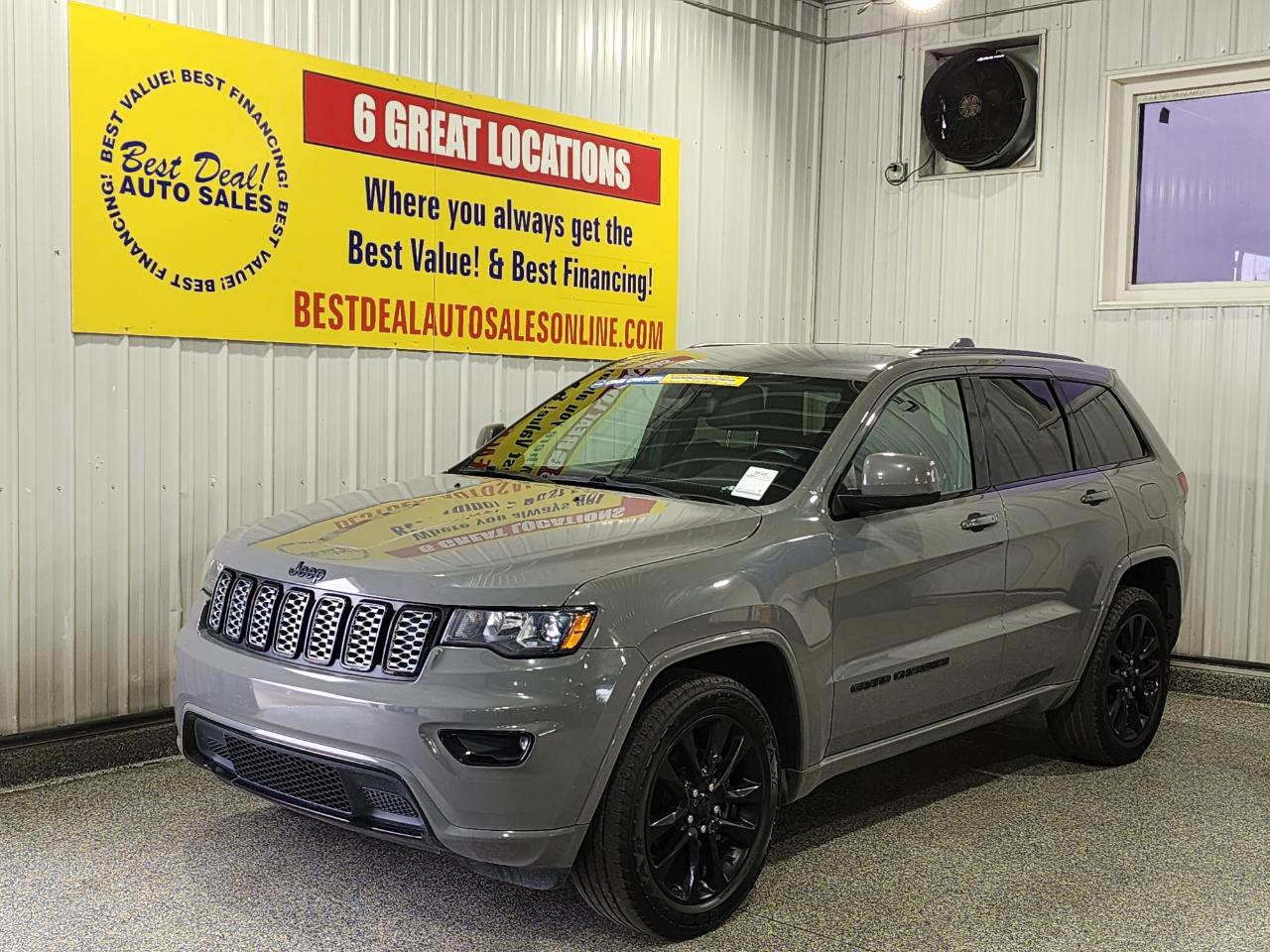2020 Jeep Grand Cherokee Laredo 4WD