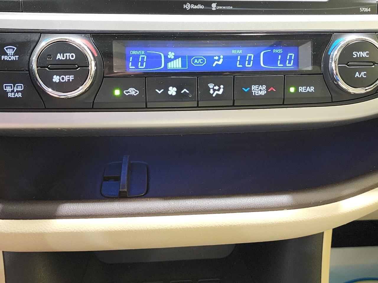 Toyota Highlander  2015