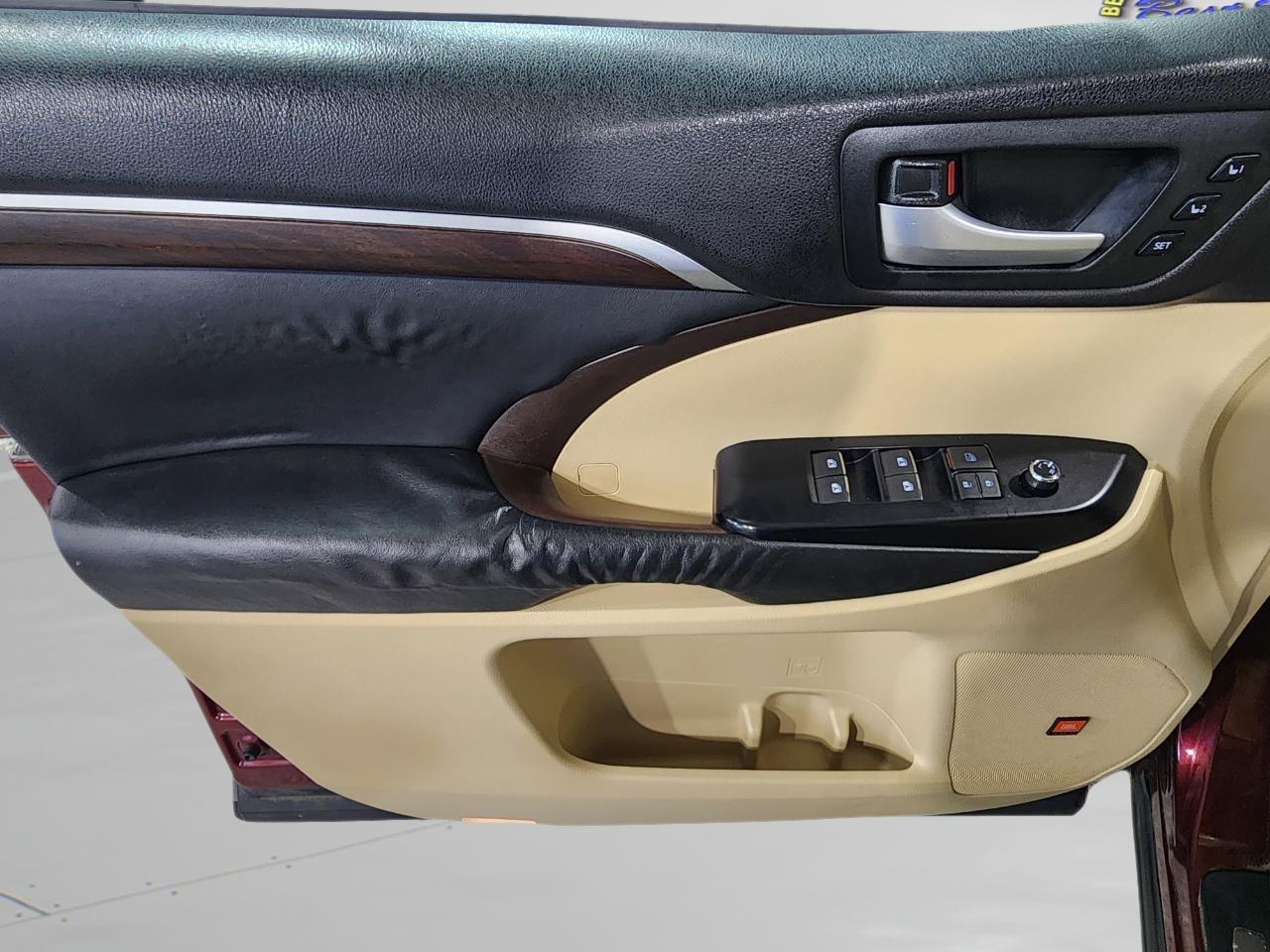 Toyota Highlander  2015