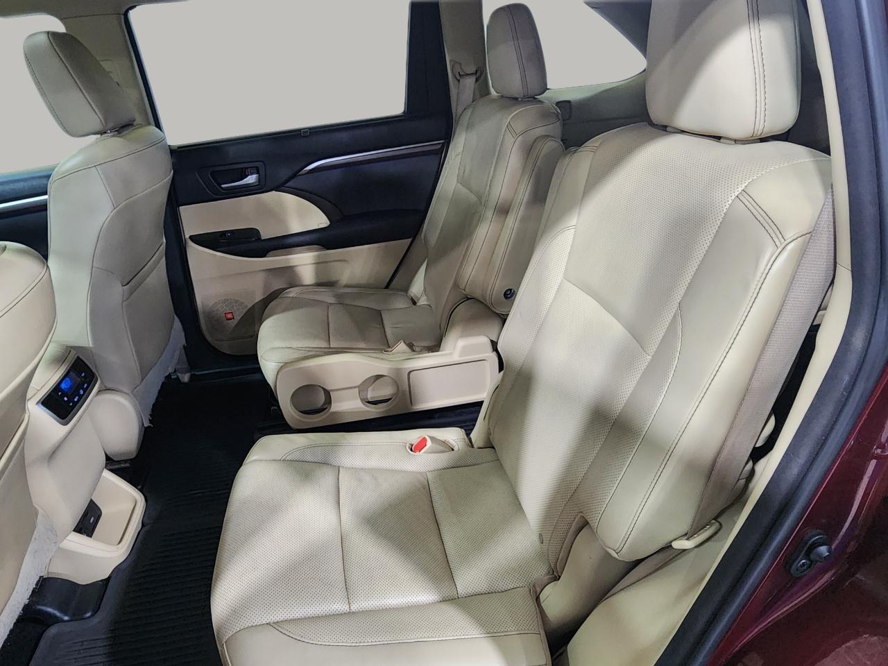 Toyota Highlander  2015