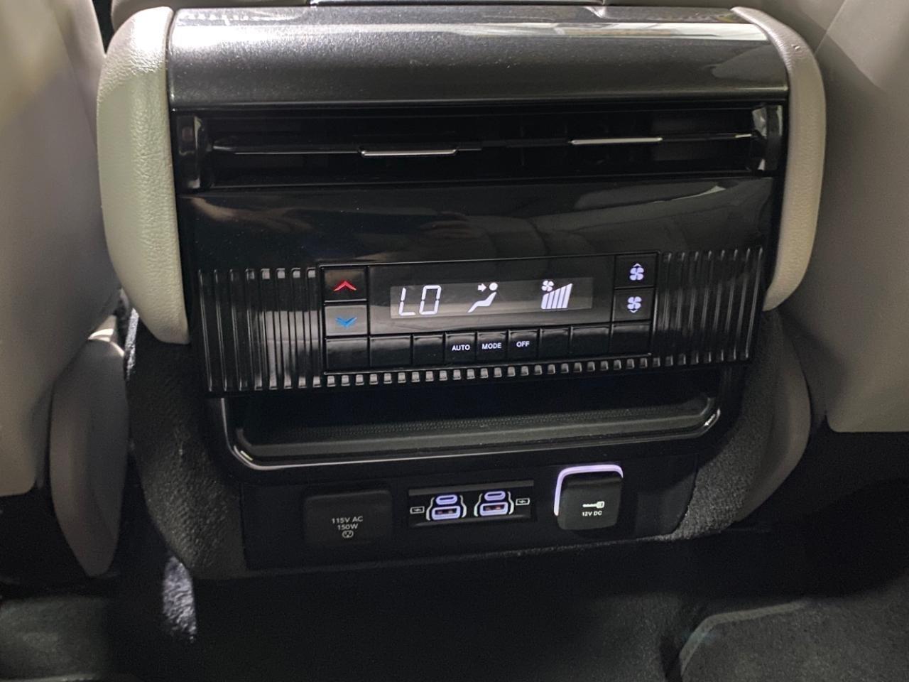 Jeep Wagoneer Series I 4WD 2022