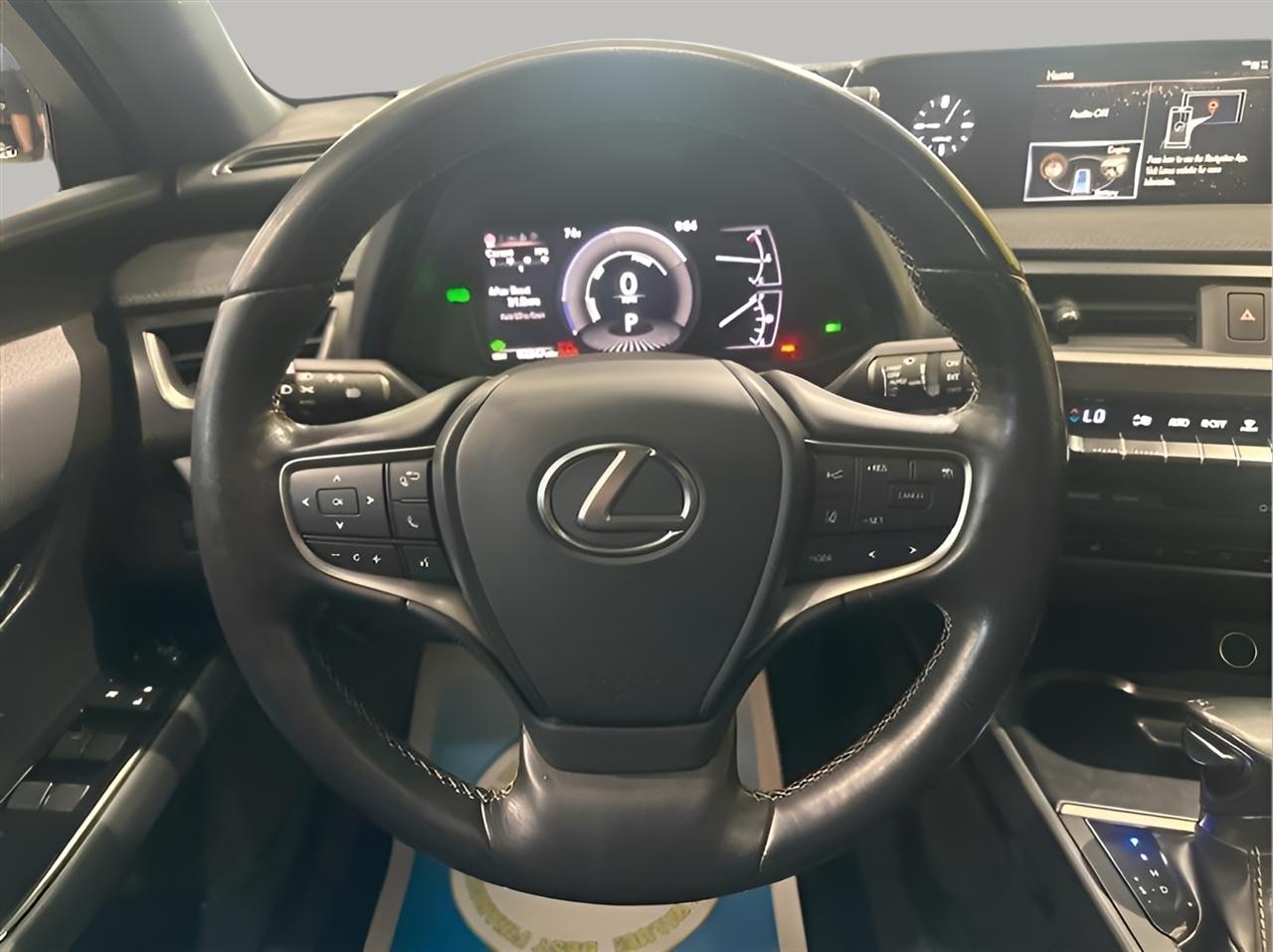 Lexus UX 250h  2019