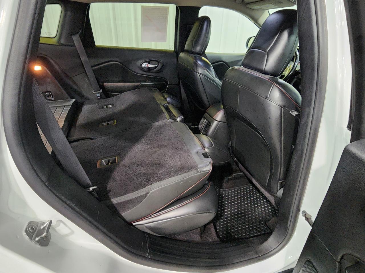 Jeep Cherokee  2016