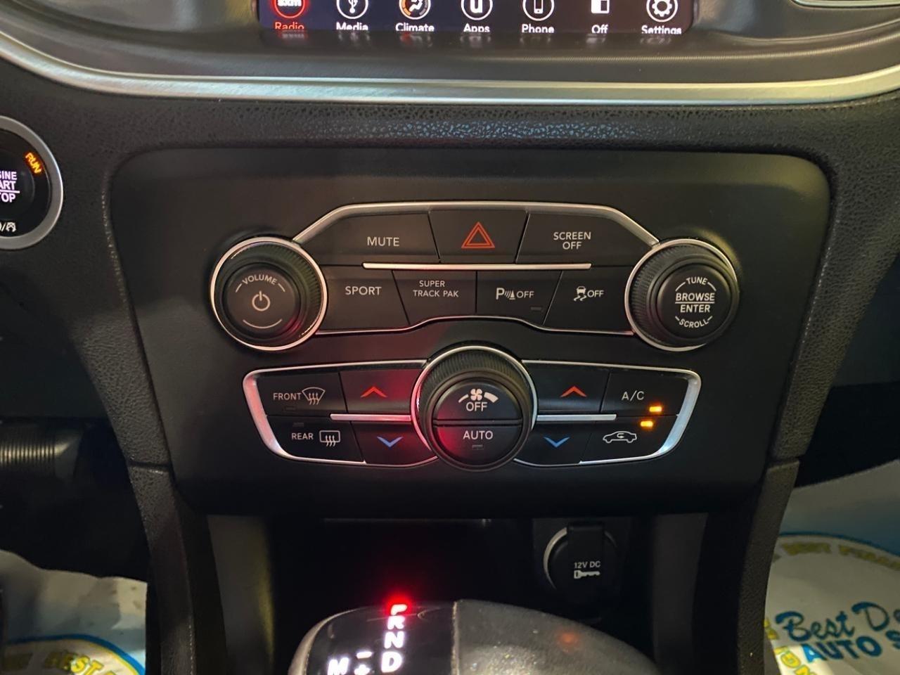 Dodge Charger SXT AWD 2019