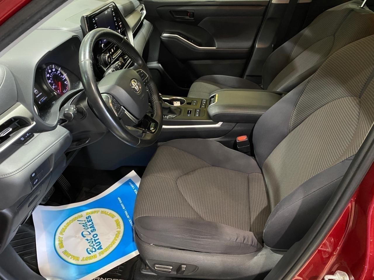 Toyota Highlander LE AWD V6 2020