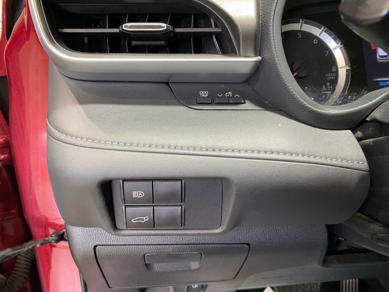 Toyota Highlander LE AWD V6 2020