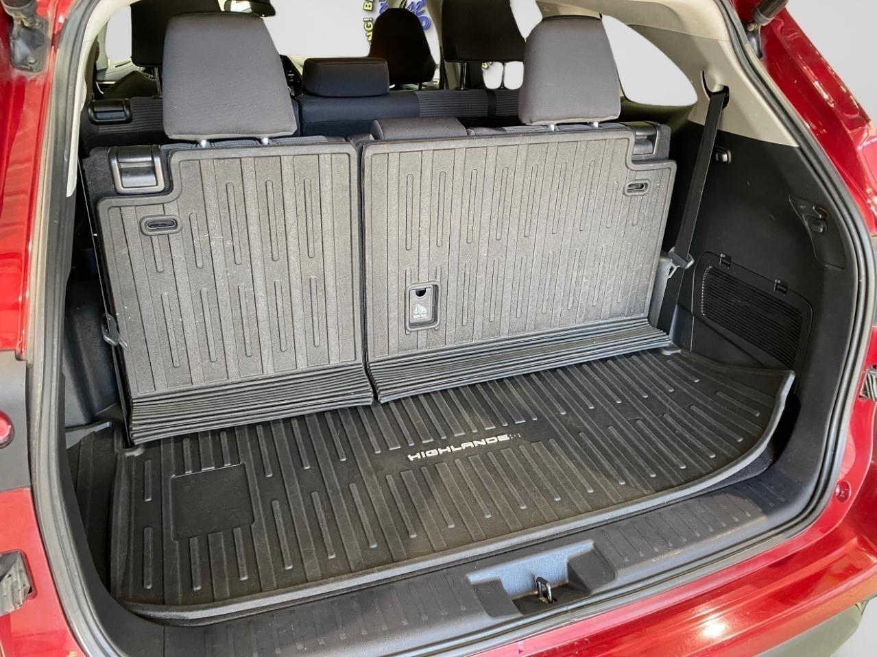 Toyota Highlander LE AWD V6 2020