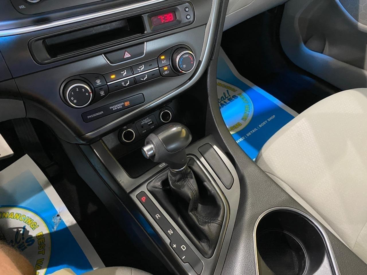Kia Optima LX 2015