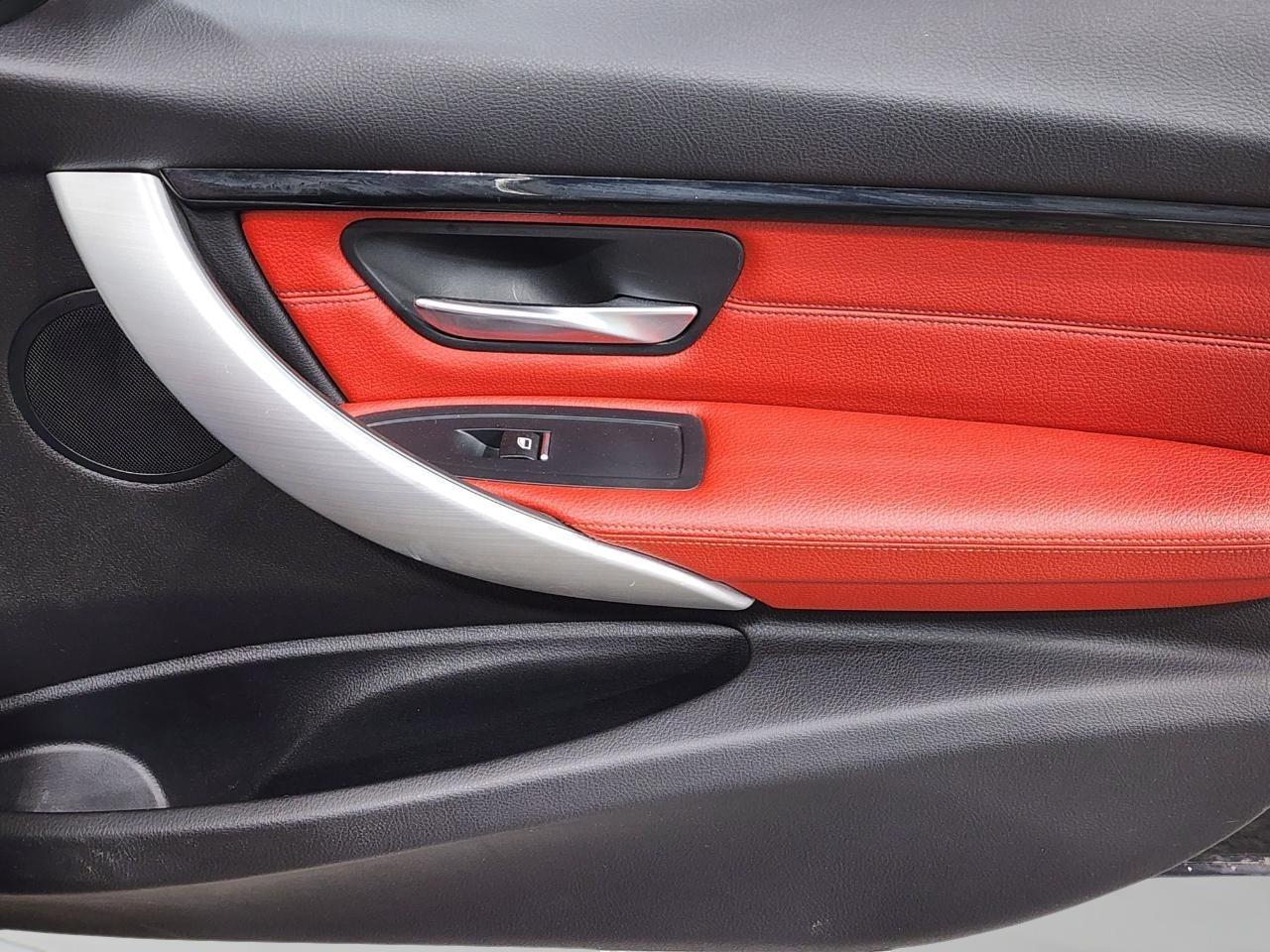BMW 3-Series  2017