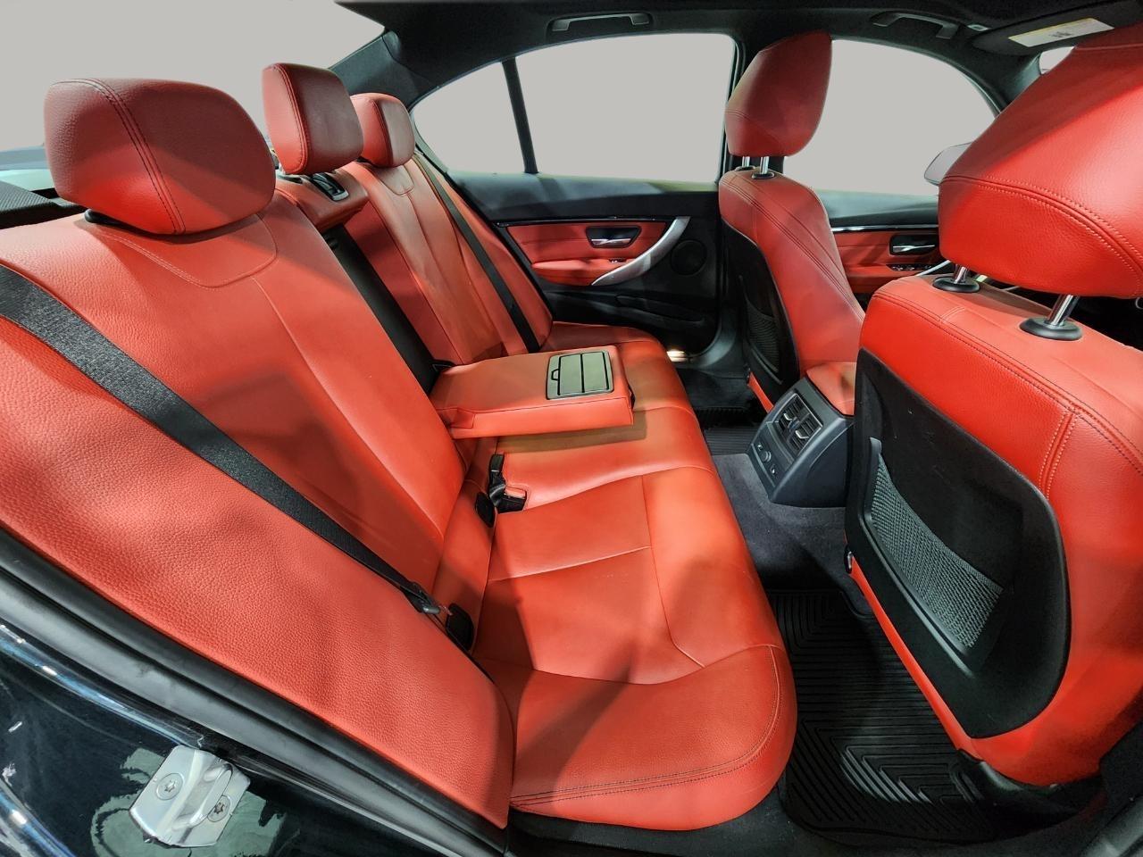 BMW 3-Series  2017