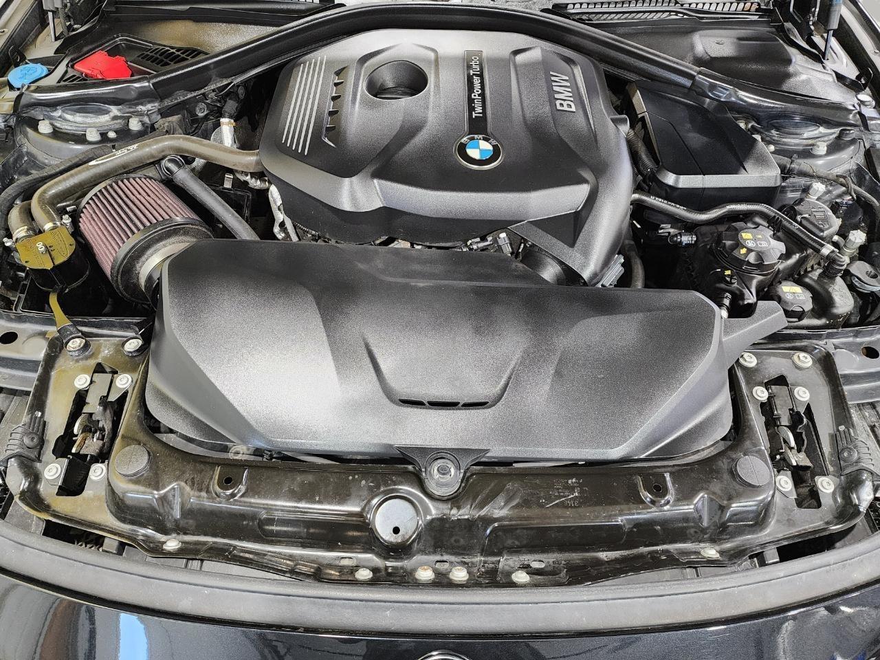 BMW 3-Series  2017
