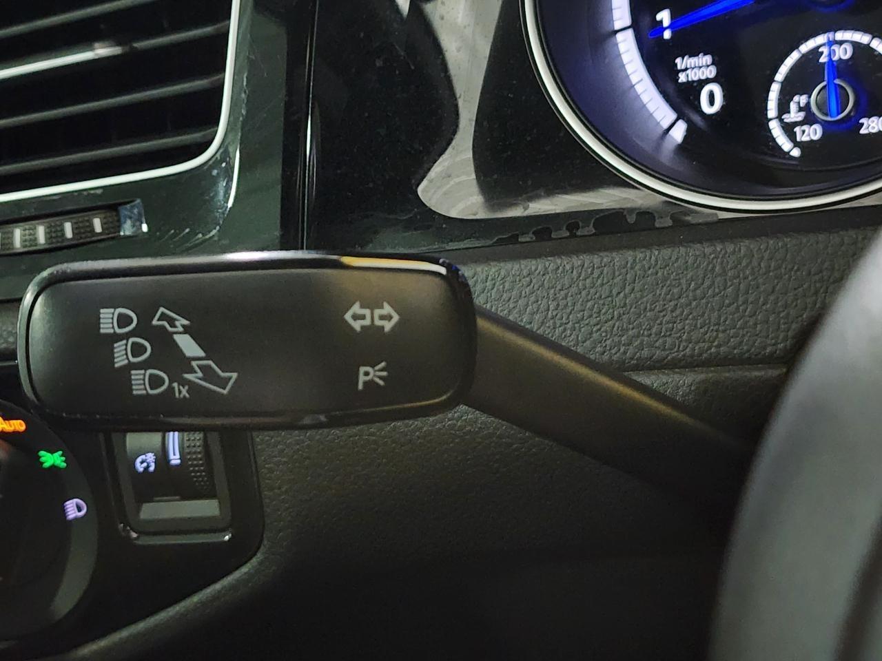 Volkswagen Golf R  2016