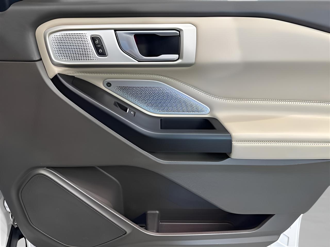 Ford Explorer Platinum AWD 2020