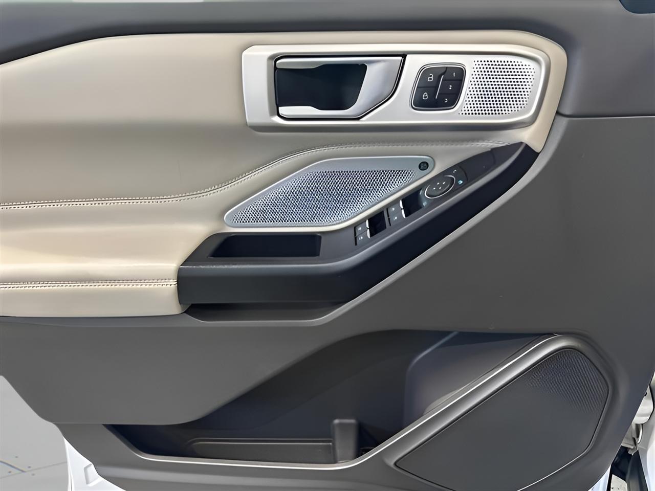 Ford Explorer Platinum AWD 2020