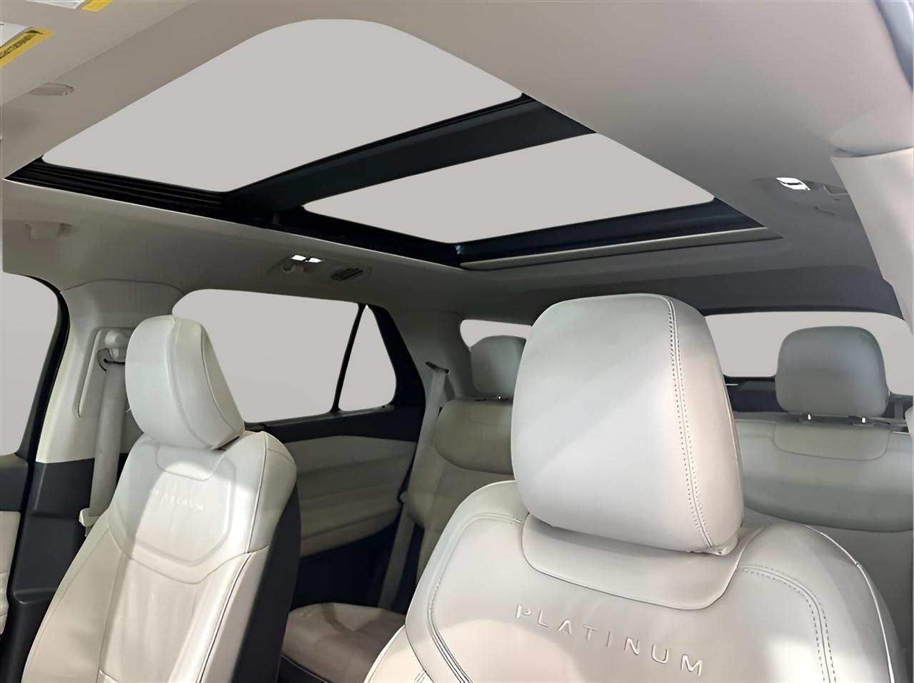 Ford Explorer Platinum AWD 2020