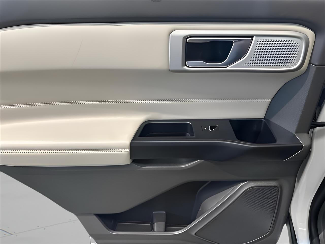 Ford Explorer Platinum AWD 2020