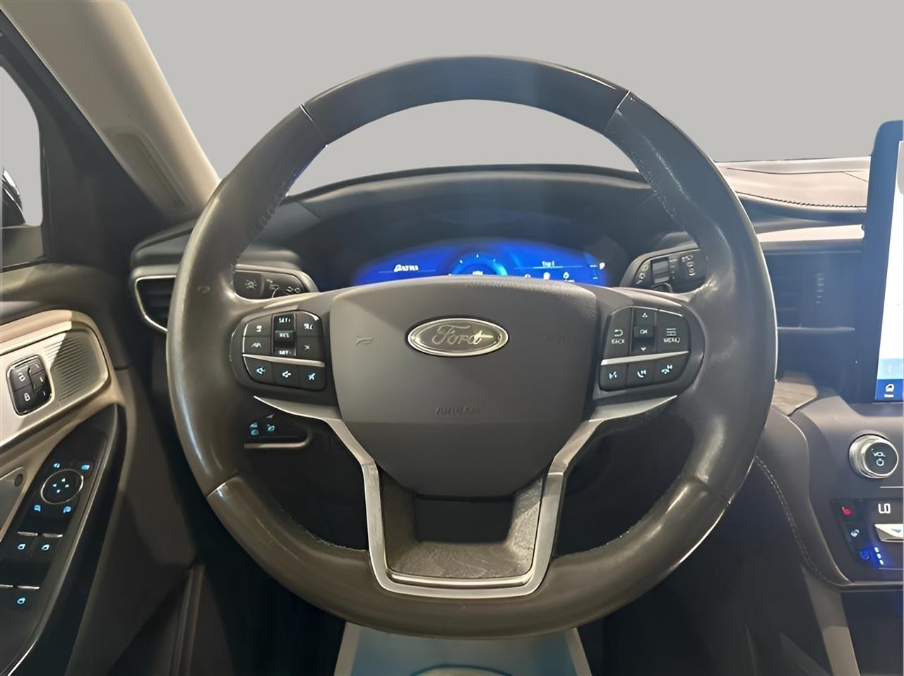 Ford Explorer Platinum AWD 2020